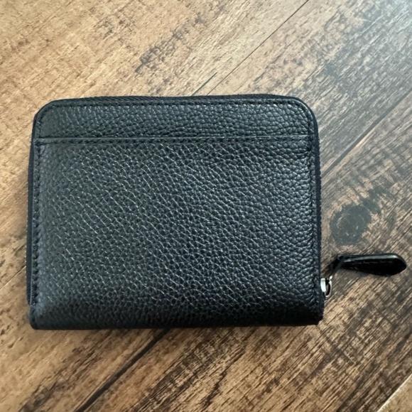 New Coach Bonesy Zip Wallet - Picture 3 of 5